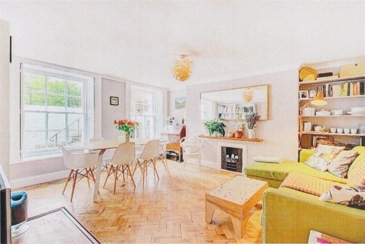 Living Room.jpg
