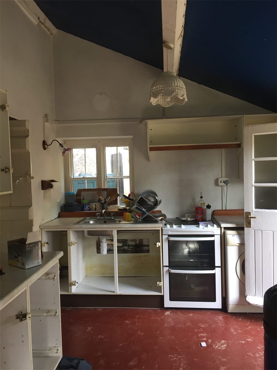 Kitchen_Strip1_End