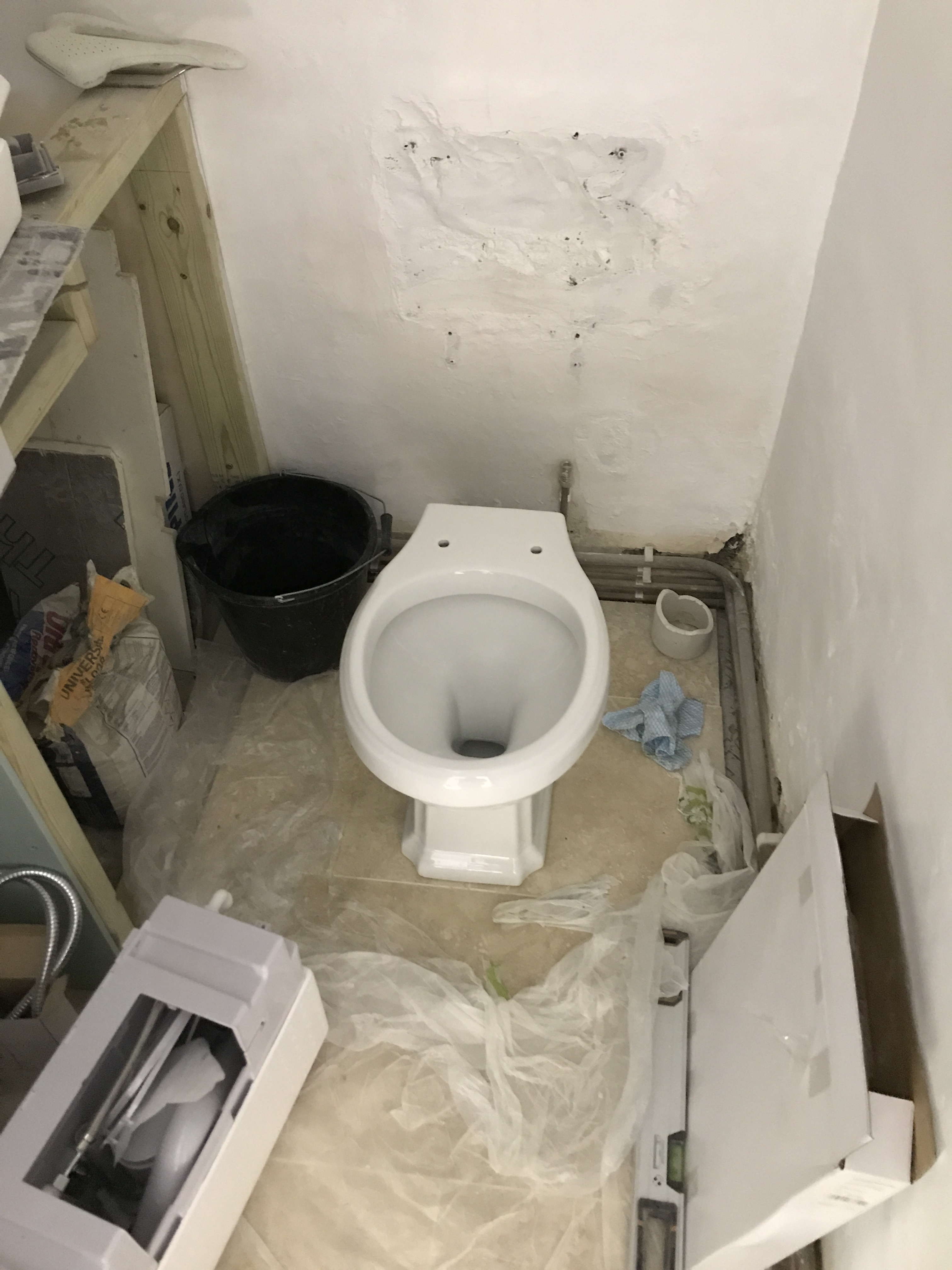 S_Toilet_Set.JPG